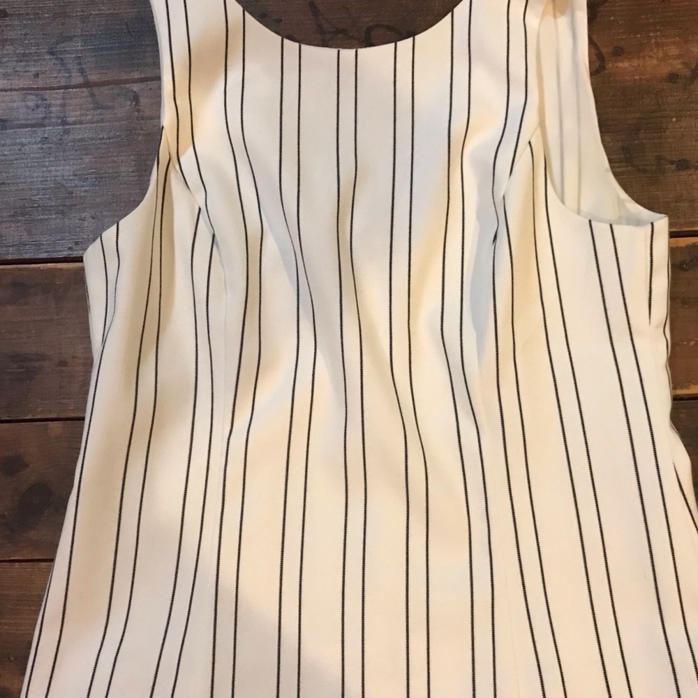 WHBM Top